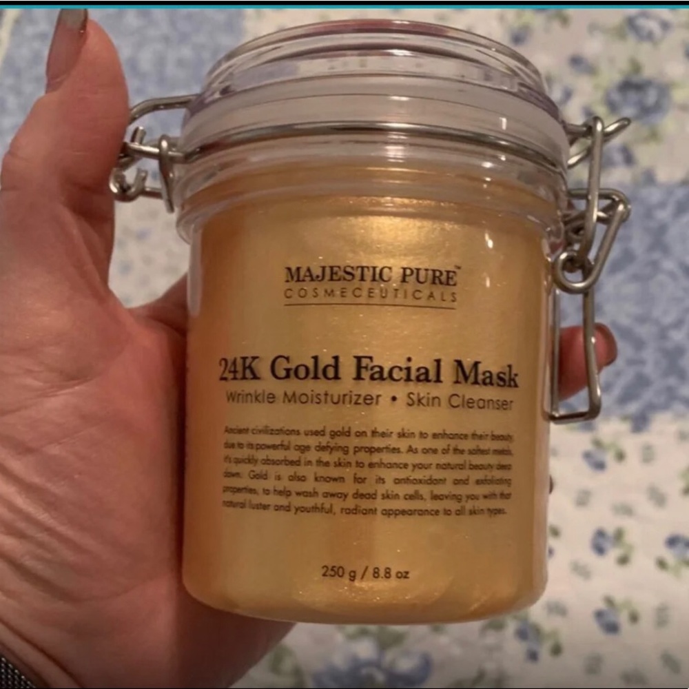 Gold facial mask